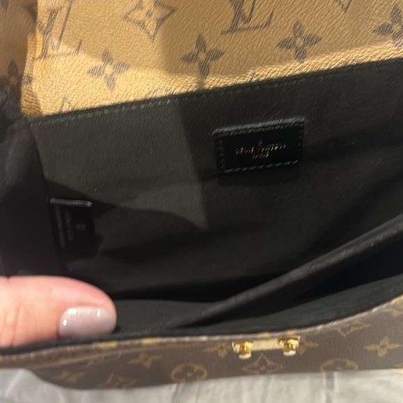 Louis Vuitton authentic petis MM NV M. REV gently warn with new strap - Picture 13 of 17